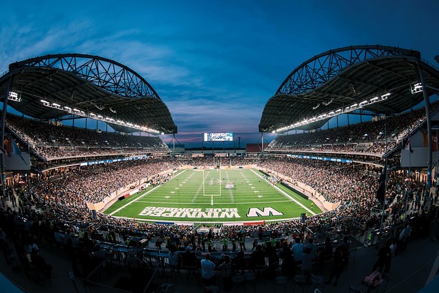 中超：上海海港主场3-2战胜长春亚泰