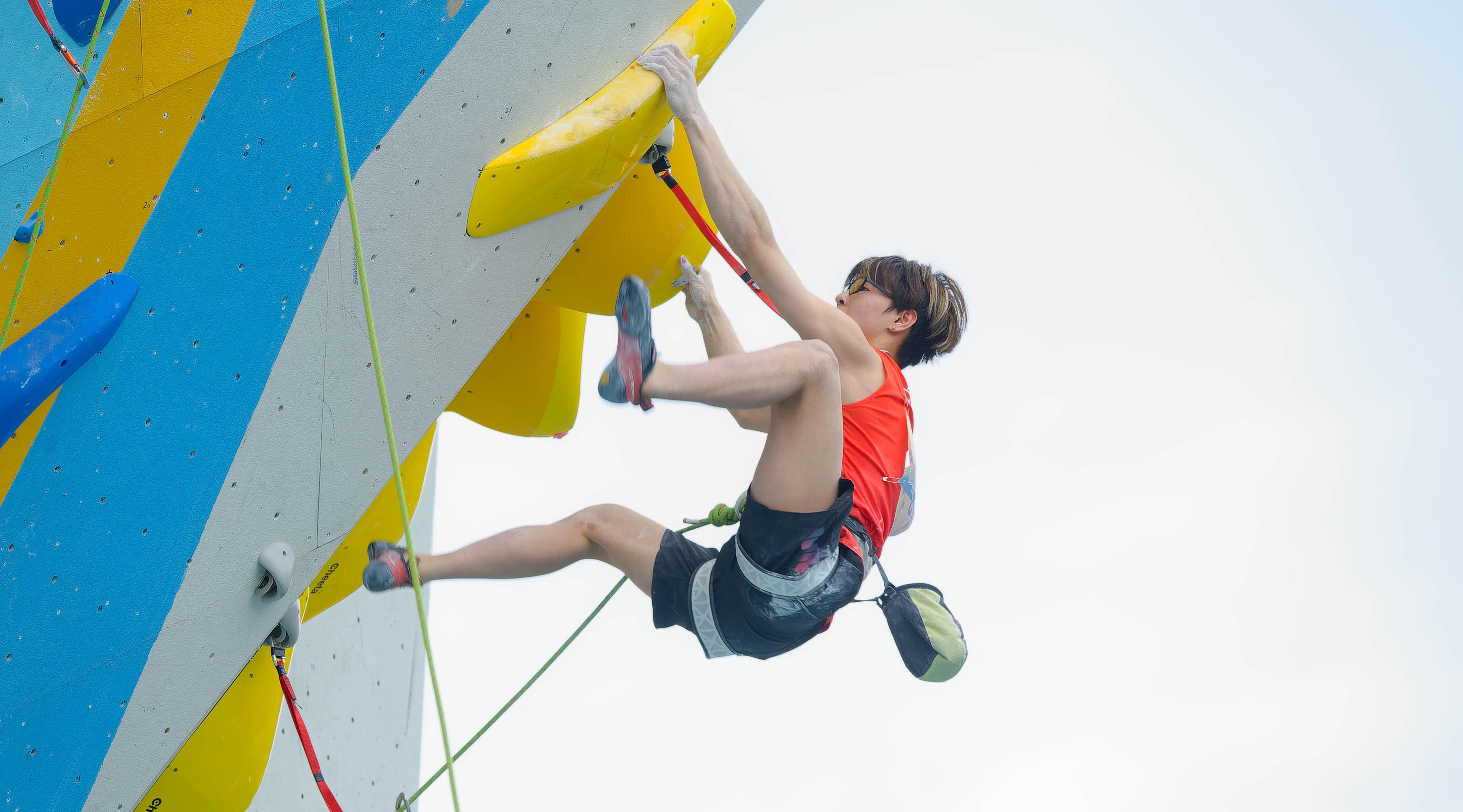 媒体人：新疆男篮与路易斯·金解约，新外援近日与球队会和